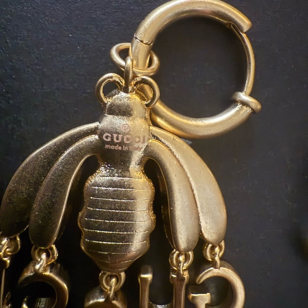 Brand new with box Gucci Gold Bee Earrings - Picture 3 of 4